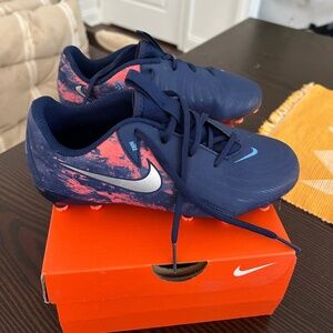 Nike kids phantom cleats GX Academy II Halaand Blue size 2.5Y